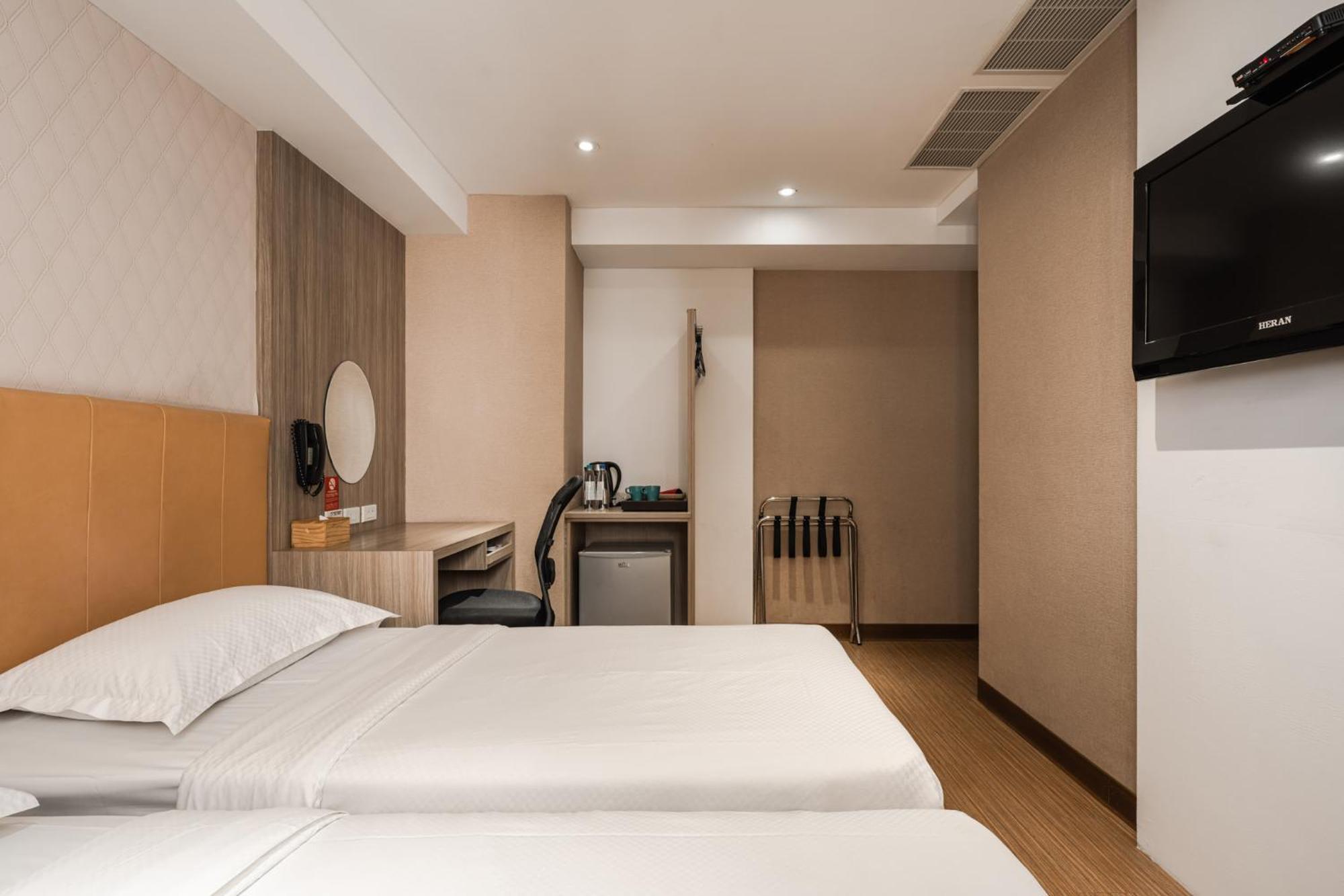 เดอะริเวอร์ไซด์ โฮเทล อินเตอร์เนชันแนล Hotel เกาสง ภายนอก รูปภาพ